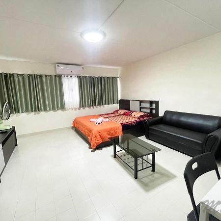 Popular Condo Muang Thong Thani near Impact Bangkok Exterior photo