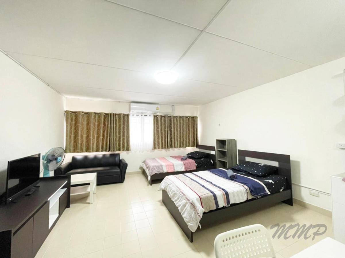 Popular Condo Muang Thong Thani near Impact Bangkok Exterior photo