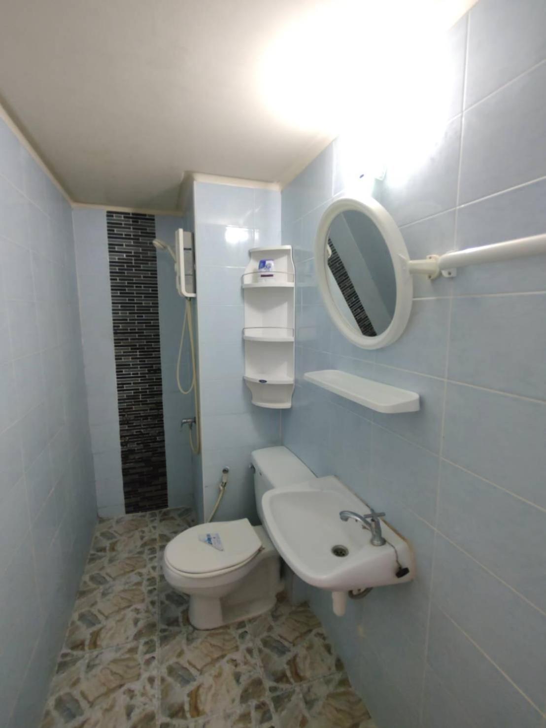 Popular Condo Muang Thong Thani near Impact Bangkok Exterior photo